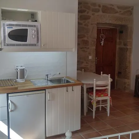 Casa Campo Dos Prazos Ferienhaus *